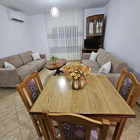 Diana'S Apartment Berat Zewnętrze zdjęcie